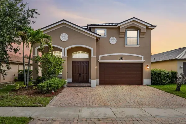 2166 SW Newport Isles Boulevard, Port St Lucie, FL 34953