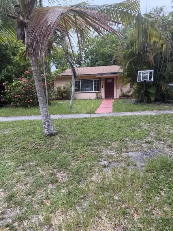15100 NE 13th Avenue, North Miami Beach, FL 33162