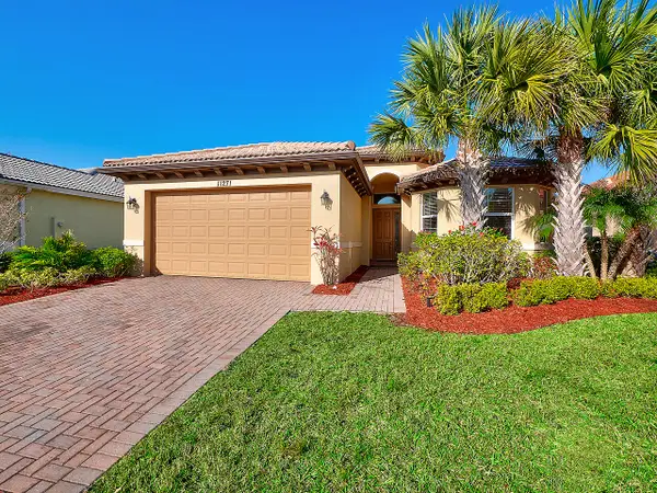 11271 SW Barton Way, Port St Lucie, FL 34987