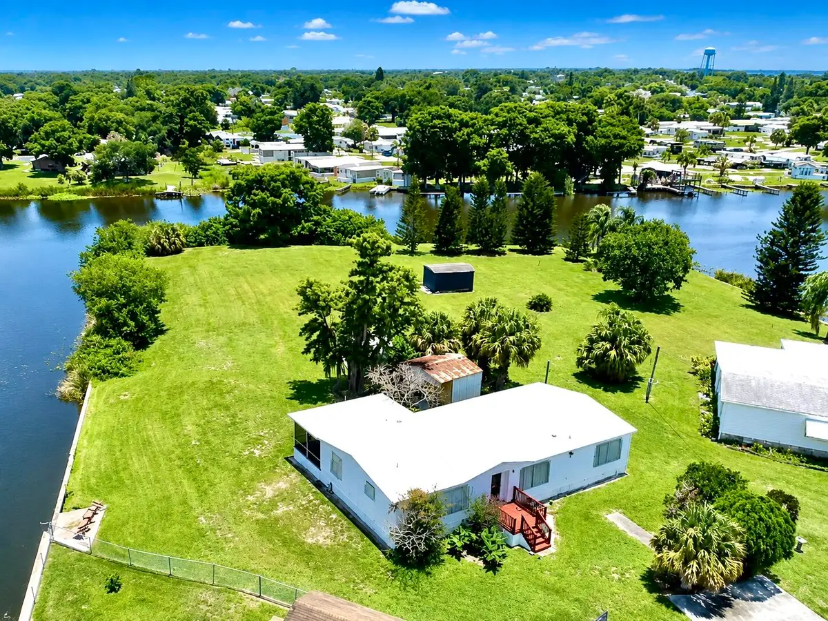 2717 SE 32nd Street, Okeechobee, FL 34974 - #1
