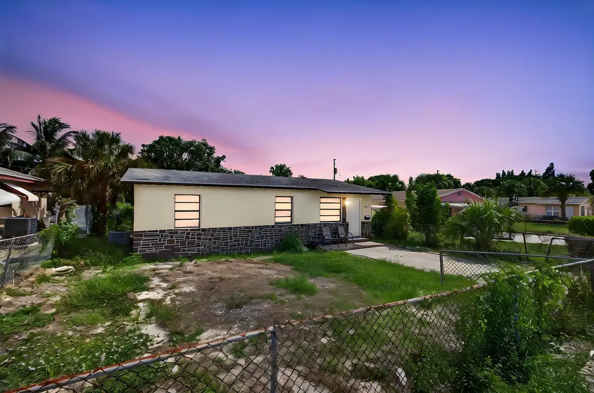 1511 W 32nd Street, Riviera Beach, FL 33404 - #1