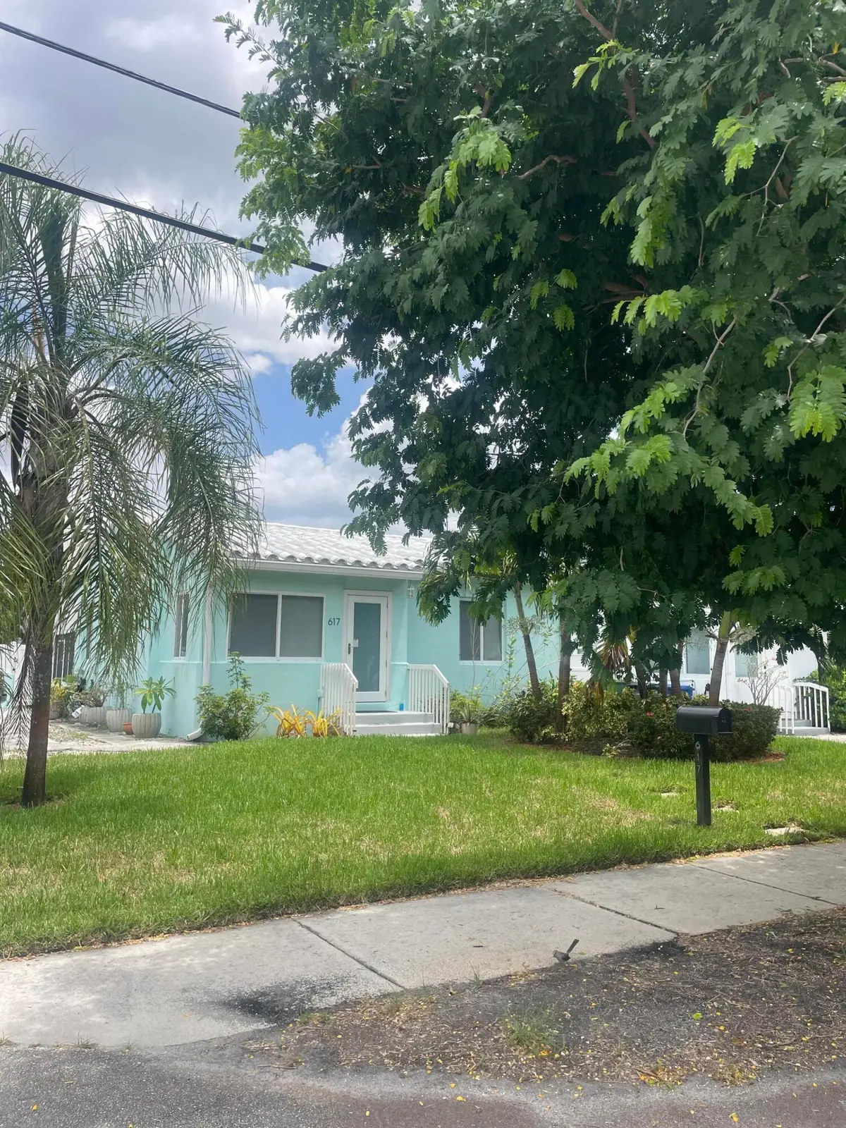617 SW 9th Street, Fort Lauderdale, FL 33315 - #1