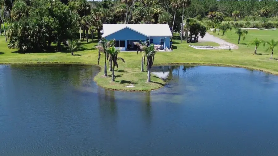 18601 Orange Avenue, Fort Pierce, FL 34945 - #3