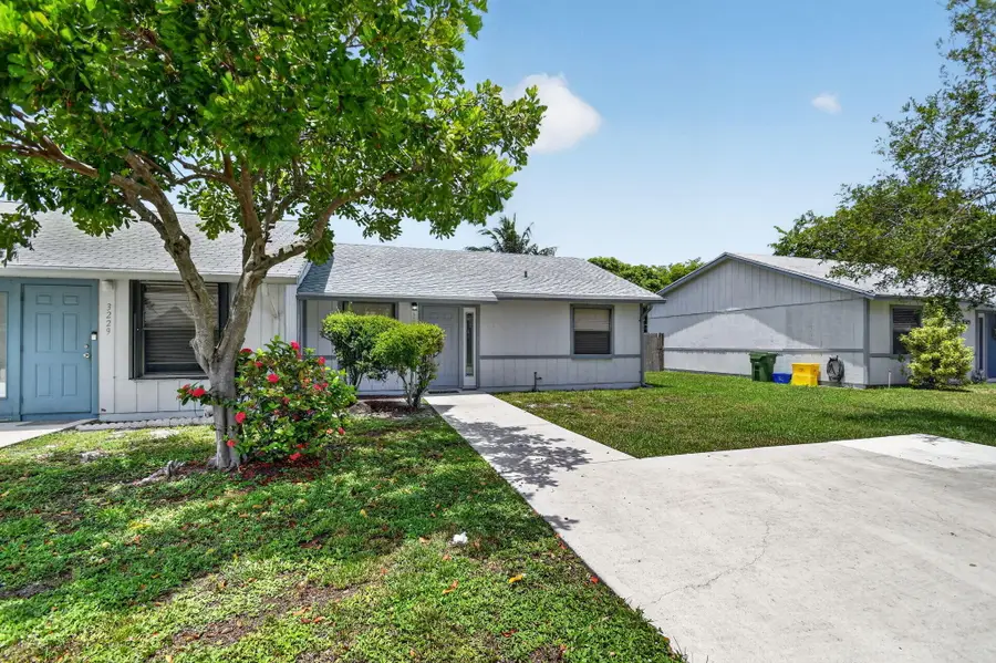 3221 Foxridge Court, Palm Springs, FL 33461 - #2