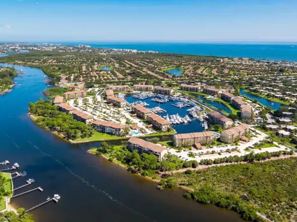 2001 Marina Isle Way #203, Jupiter, FL 33477