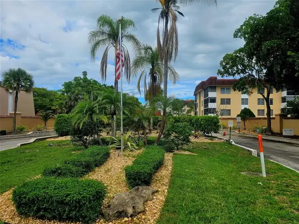 4172 Inverrary Drive #410, Lauderhill, FL 33319