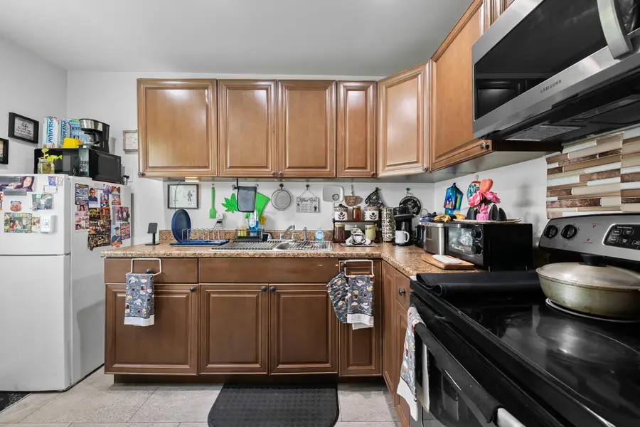 24 Colonial Club Drive #101, Boynton Beach, FL 33435 - #3