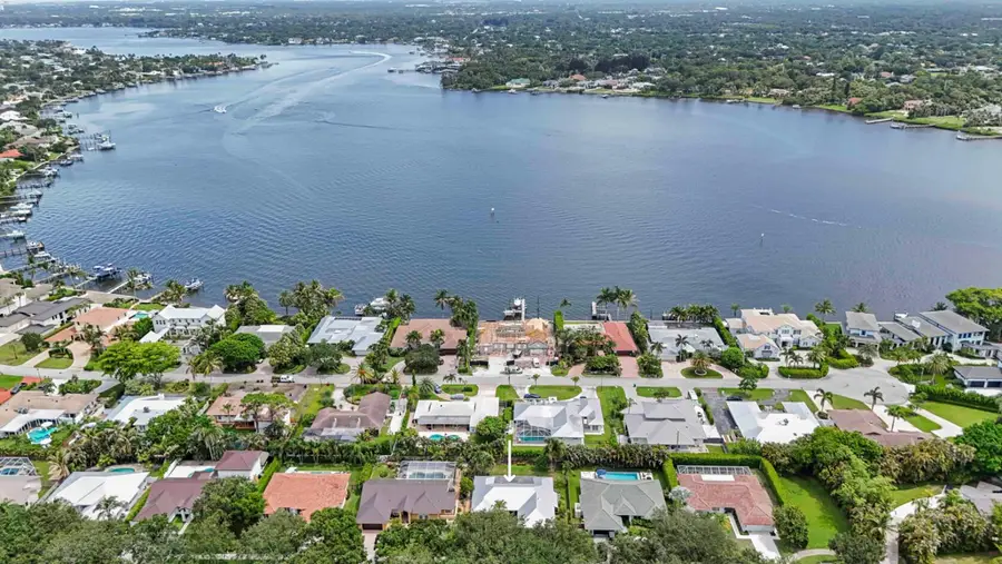 9746 SE Landing Place, Tequesta, FL 33469 - #2