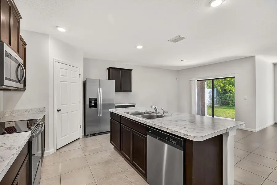 5307 Entertainment Way, Fort Pierce, FL 34947 - #2