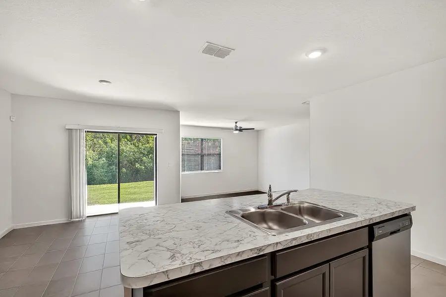 5307 Entertainment Way, Fort Pierce, FL 34947 - #3