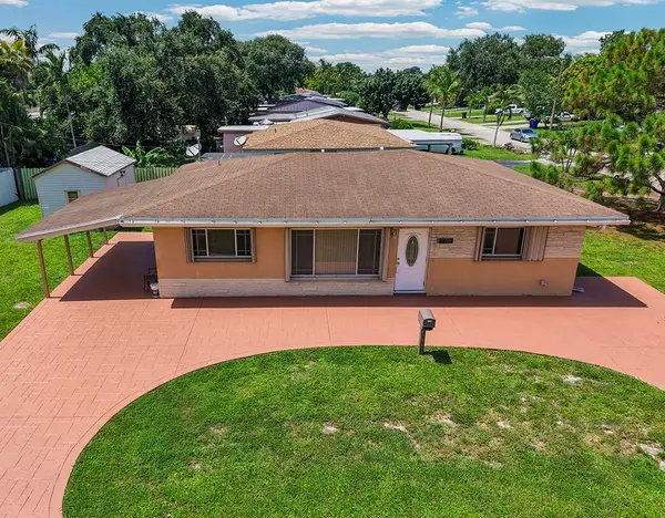 2100 N 57th Avenue, Hollywood, FL 33021