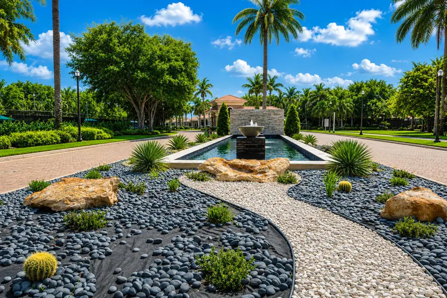 8047 Via Grande, Boynton Beach, FL 33437 - #2