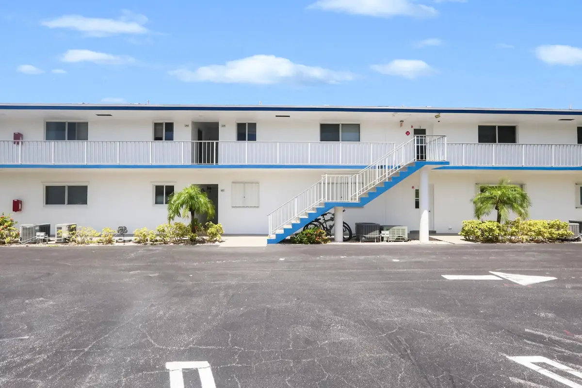 11 Garden Street #206T, Tequesta, FL 33469 - #1