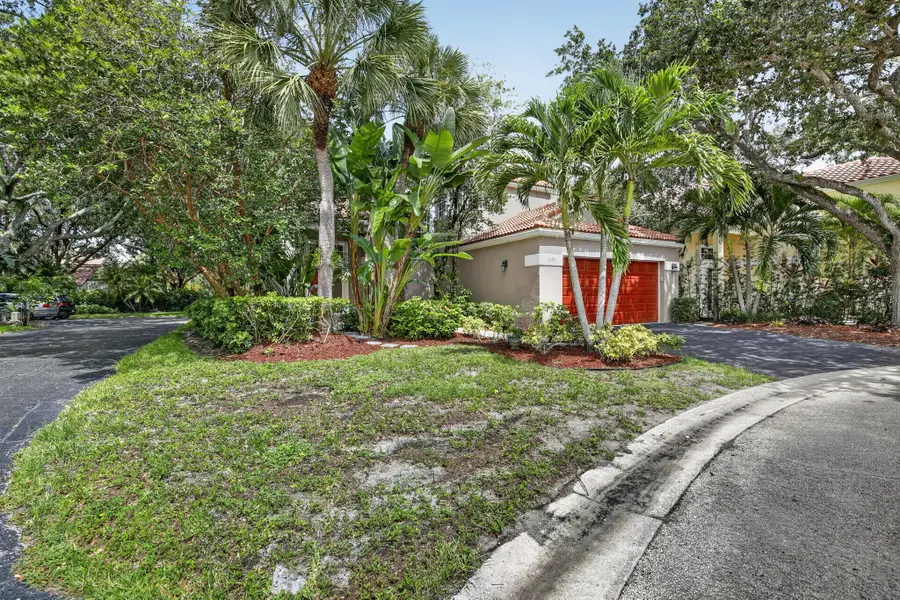 1131 NW 108th Avenue, Plantation, FL 33322 - #3
