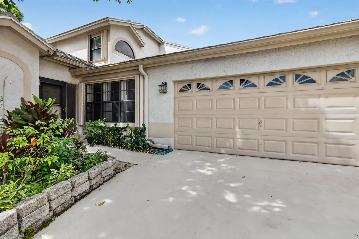 10940 Stafford Circle S, Boynton Beach, FL 33436 - #1