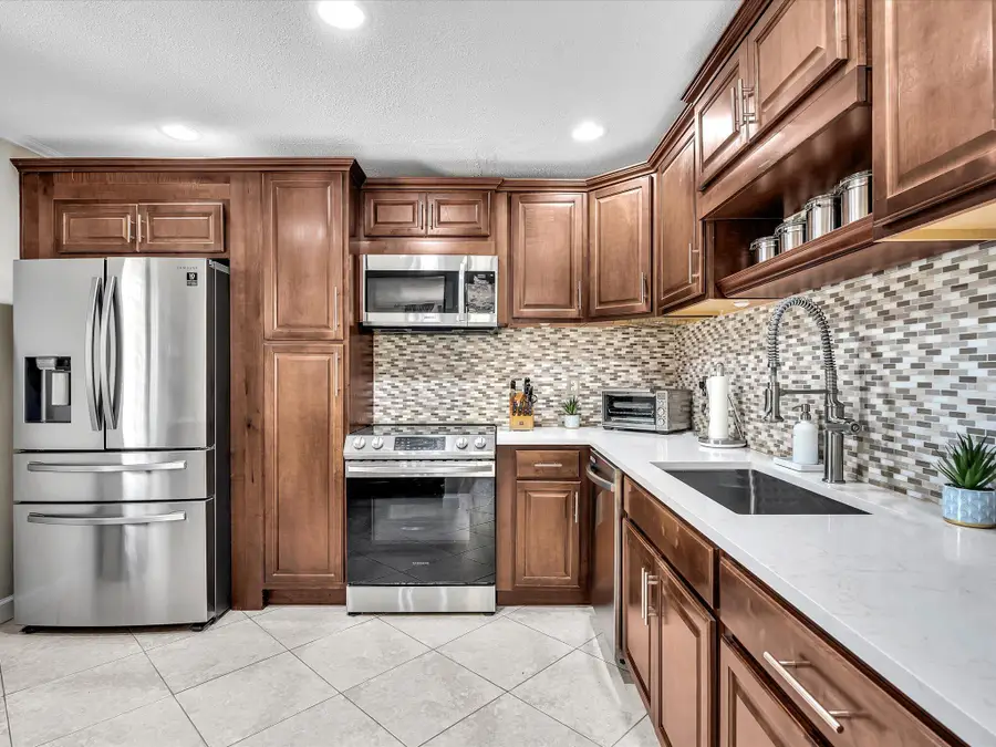 9256 Sabal Ridge Circle #C, Boca Raton, FL 33428 - #3