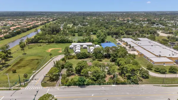 4899 S Haverhill Road, Greenacres, FL 33463