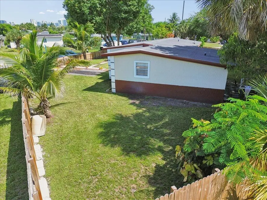 1313 NW 13th Court, Fort Lauderdale, FL 33311 - #3