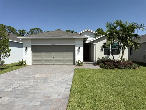 6560 SE Park Trace Drive, Stuart, FL 34997