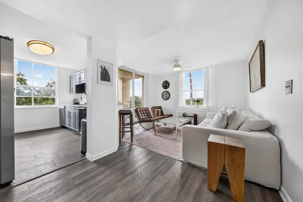 520 SE 5th Ave #2211, Fort Lauderdale, FL 33301