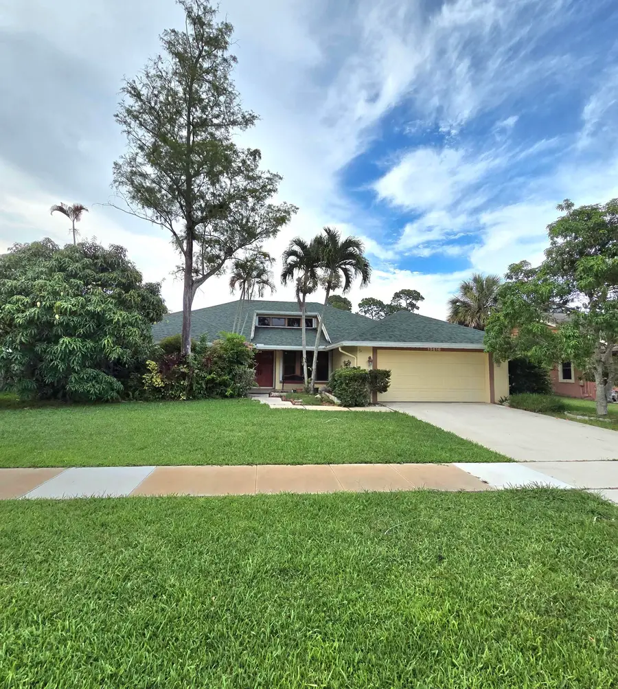 13616 Northumberland Circle, Wellington, FL 33414 - #2