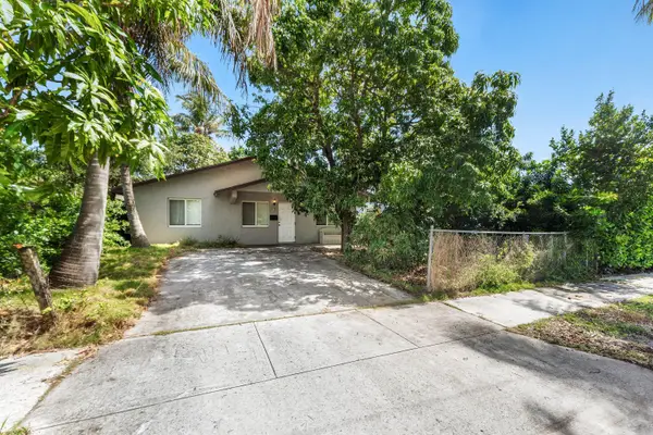 417 Upland Road, West Palm Beach, FL 33401