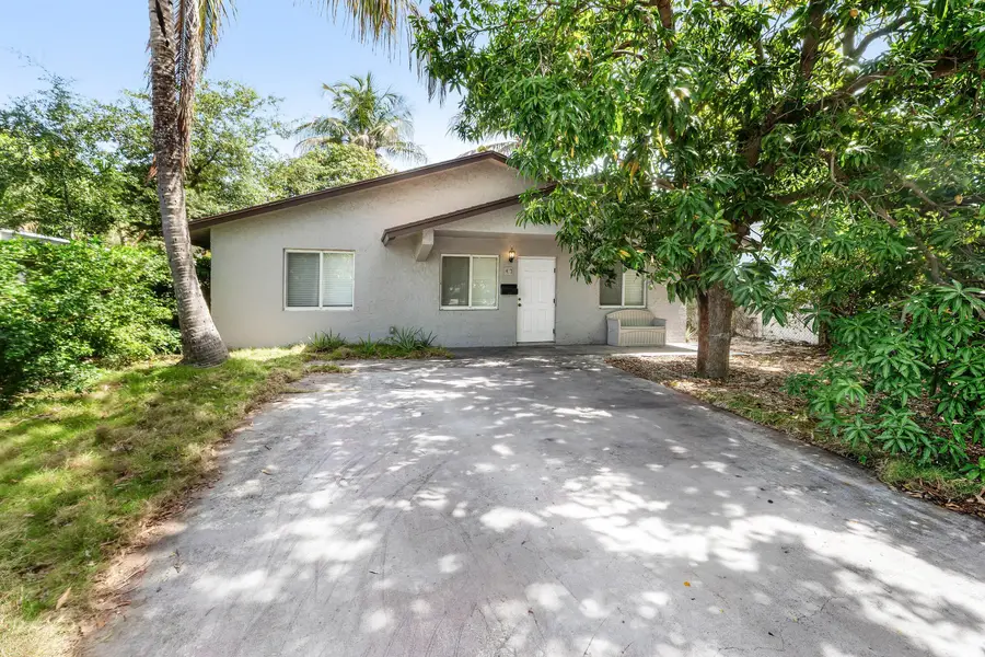 417 Upland Road, West Palm Beach, FL 33401 - #2