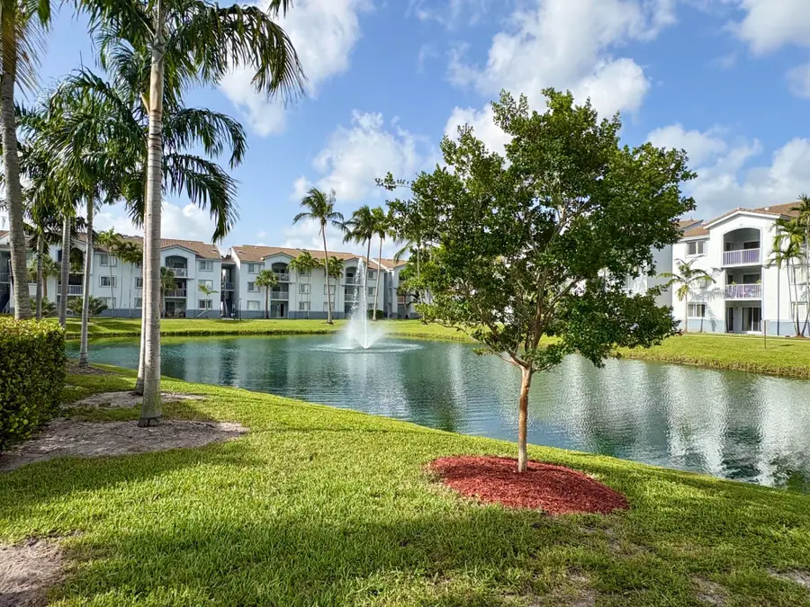 2640 S University Drive S #127, Davie, FL 33328 - #2