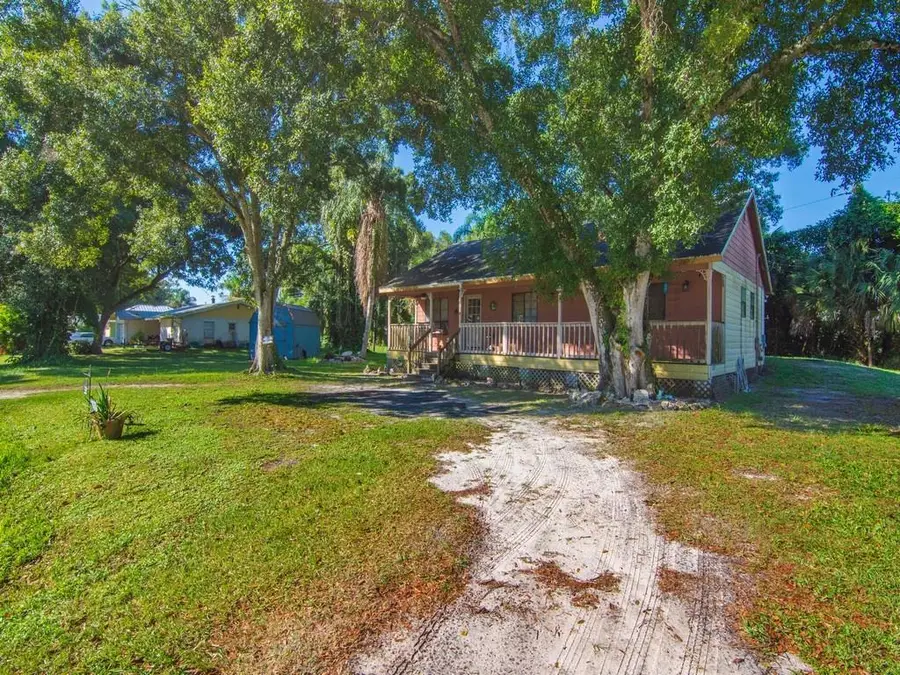 2315 28th Avenue Sw, Vero Beach, FL 32960 - #3