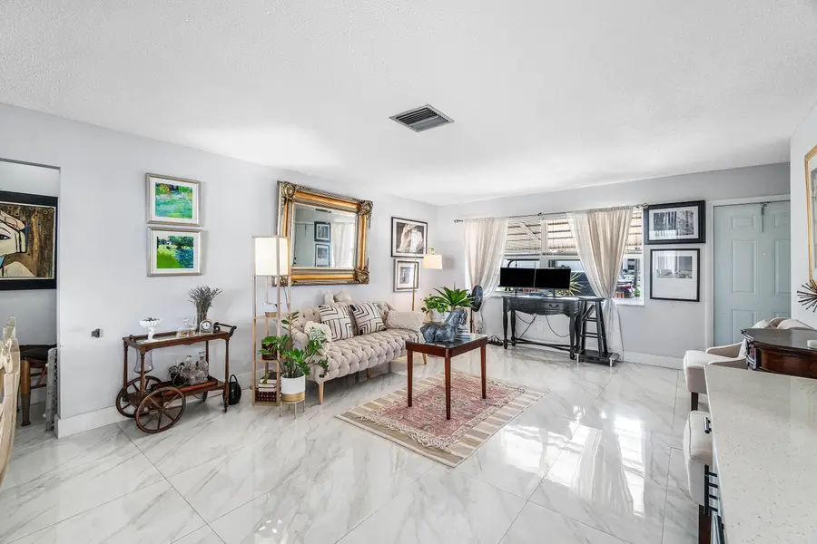 114 SW 8th Court, Boynton Beach, FL 33426 - #3