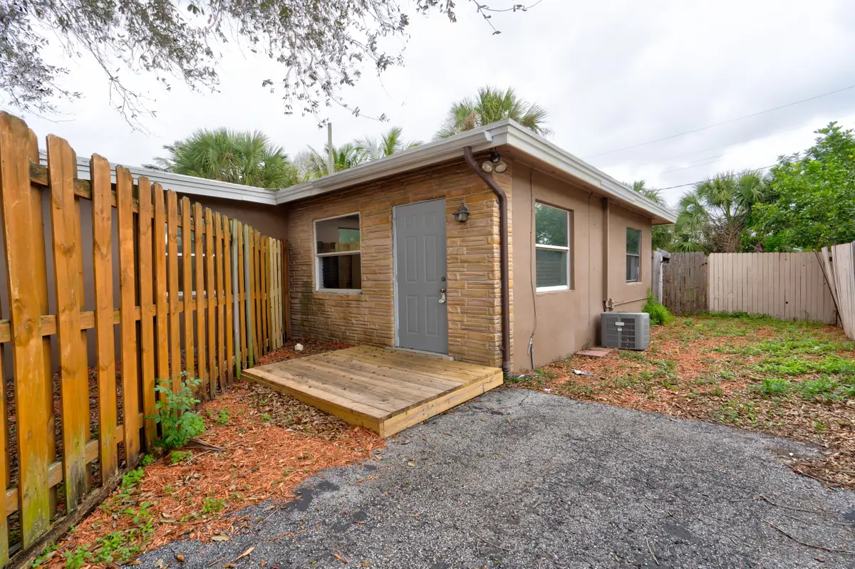 311 De Carie Street #311-313, Delray Beach, FL 33444 - #1