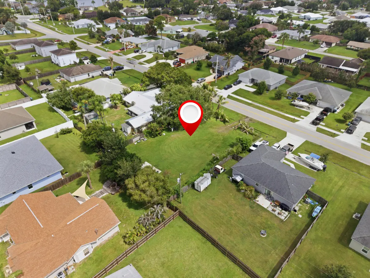 719 SE Thornhill Drive, Port Saint Lucie, FL 34983 - #1