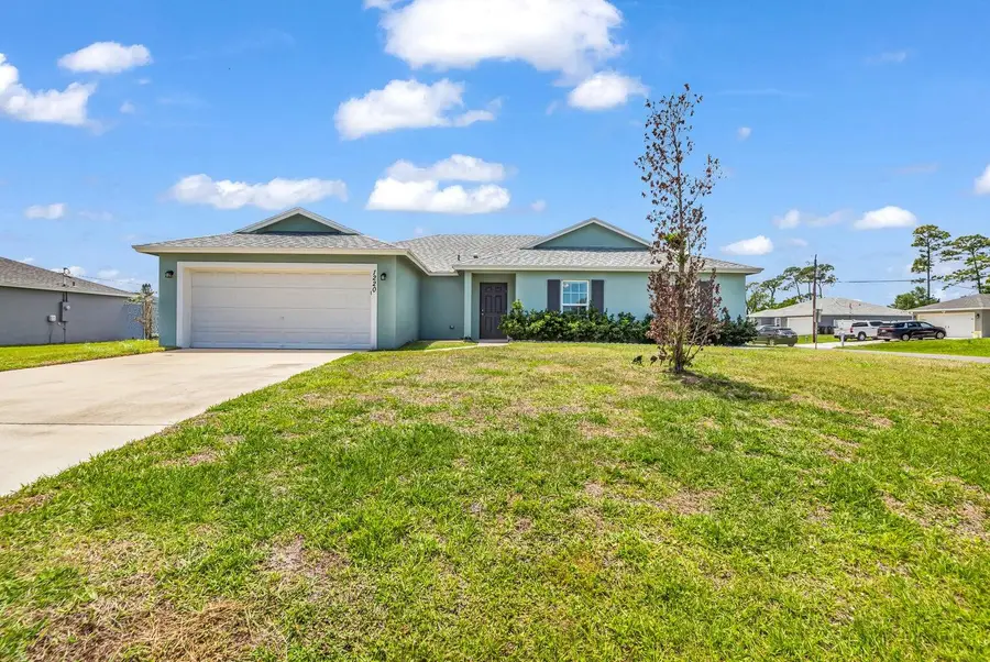 1220 SE Navajo Lane, Port Saint Lucie, FL 34983 - #3