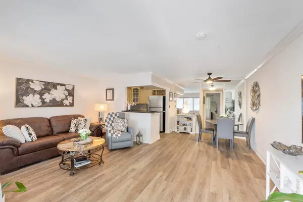 317 Tilford O #317, Deerfield Beach, FL 33442
