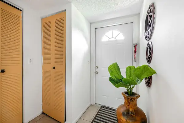 150 Lake Meryl Drive #143, West Palm Beach, FL 33411