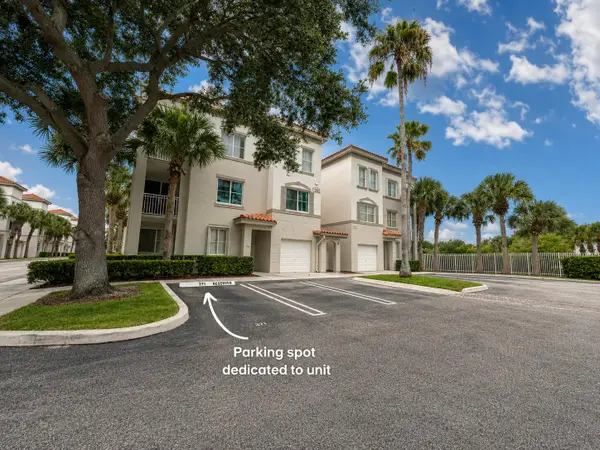 11023 Legacy Lane #301, Palm Beach Gardens, FL 33410