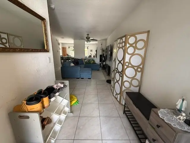 561 NE 5th Way, Florida City, FL 33034 - #3
