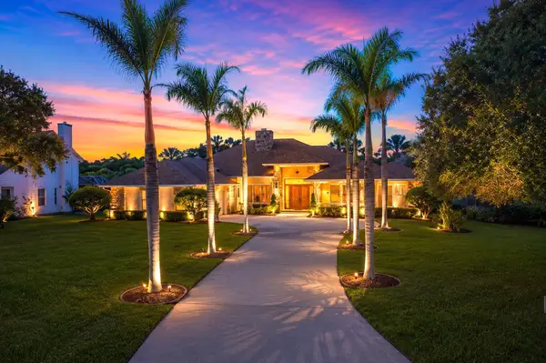 3706 Secluded Oak Court, Melbourne, FL 32934