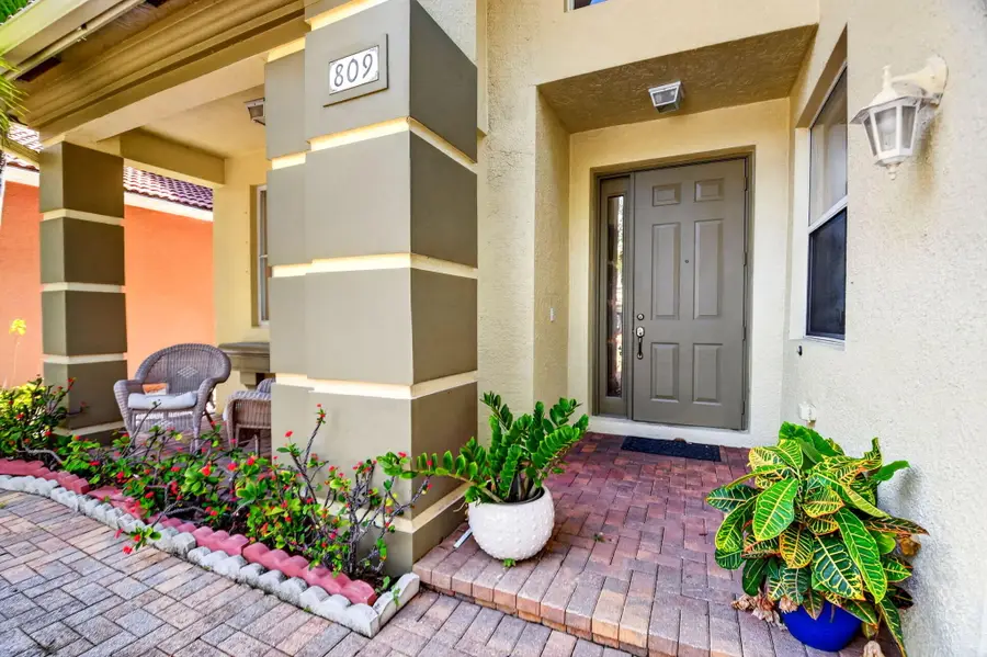 809 Triana Street, West Palm Beach, FL 33413 - #3