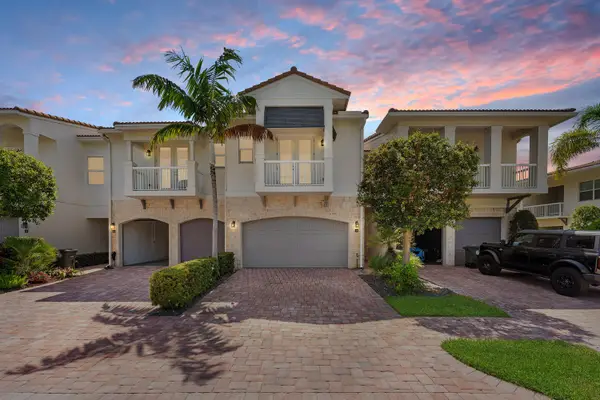 100 NW 69th Circle #52, Boca Raton, FL 33487
