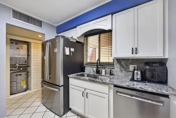 12027 Greenway Circle S #204, Royal Palm Beach, FL 33411