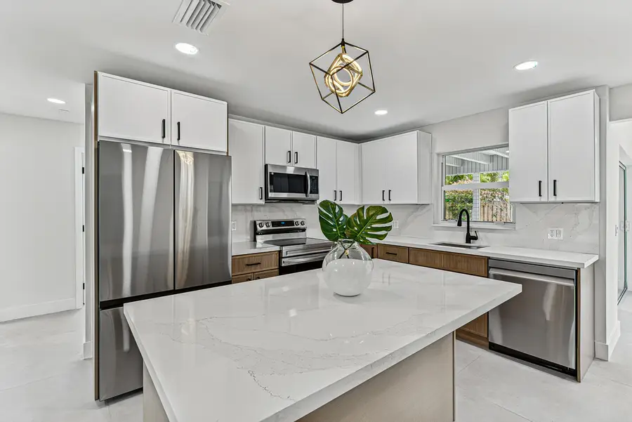 350 NE 42nd Street, Oakland Park, FL 33334 - #3