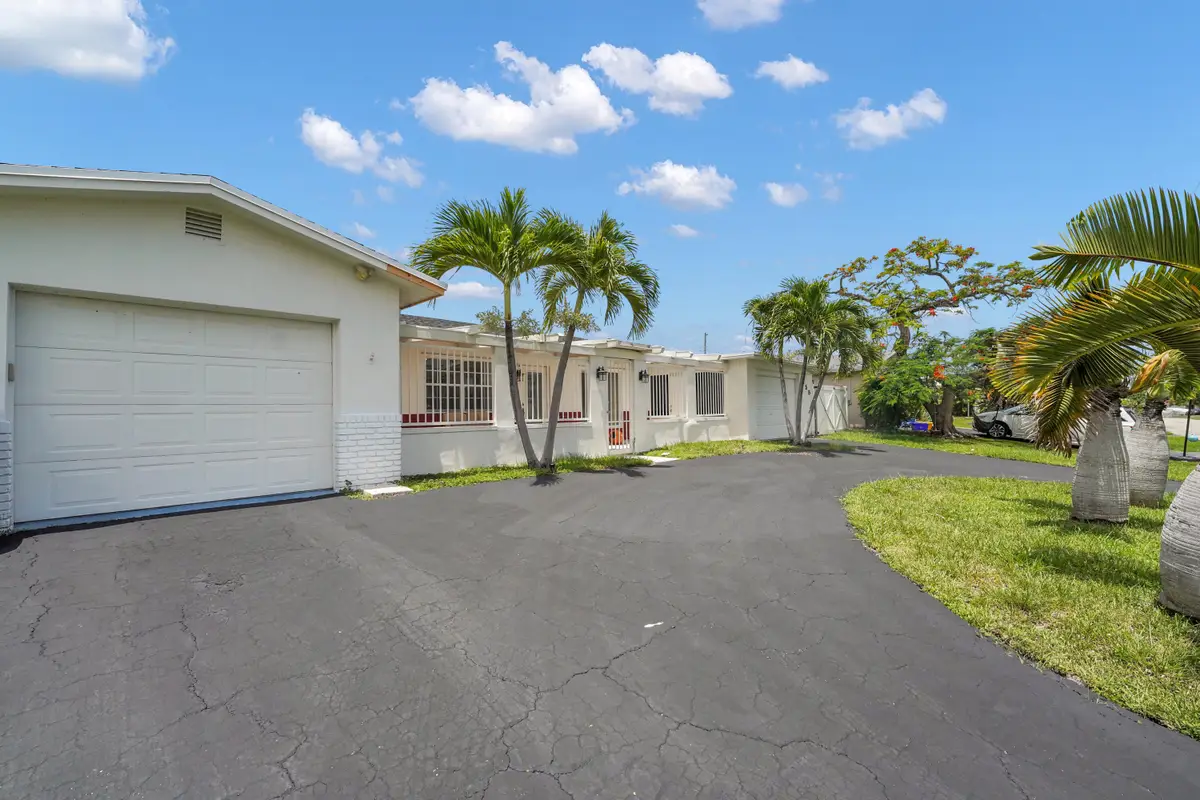 555 NW 50th Place, Boca Raton, FL 33431 - #1