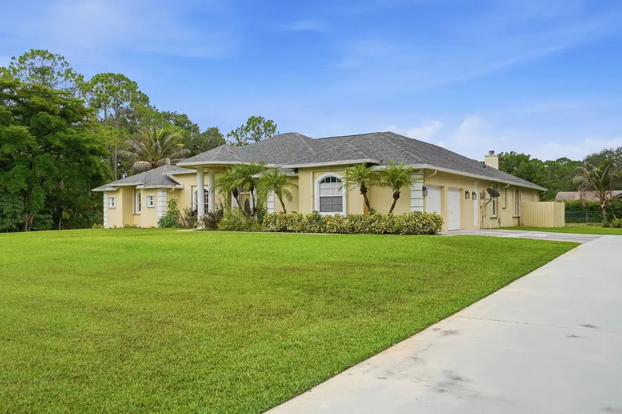 13882 43rd Road N, Royal Palm Beach, FL 33411 - #2