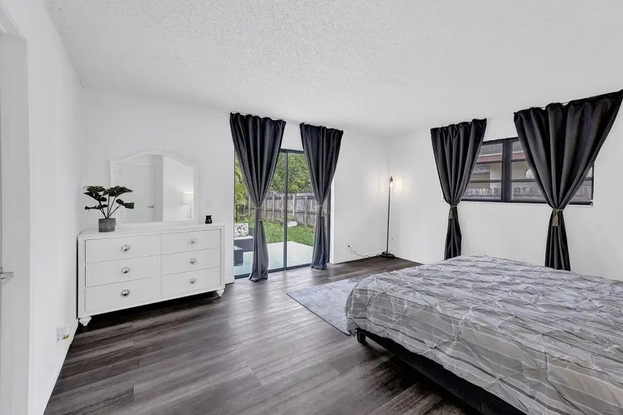 1115 NE 1st Court #B, Hallandale Beach, FL 33009 - #2