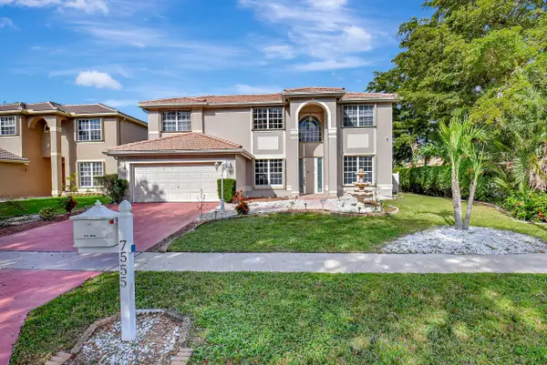 7555 Cedar Hurst Court, Greenacres, FL 33467