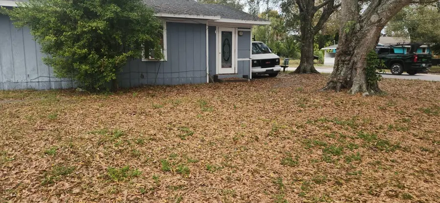 611 S 21st Street, Fort Pierce, FL 34950 - #2
