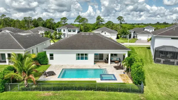 735 SW Pennfield Terrace, Stuart, FL 34997