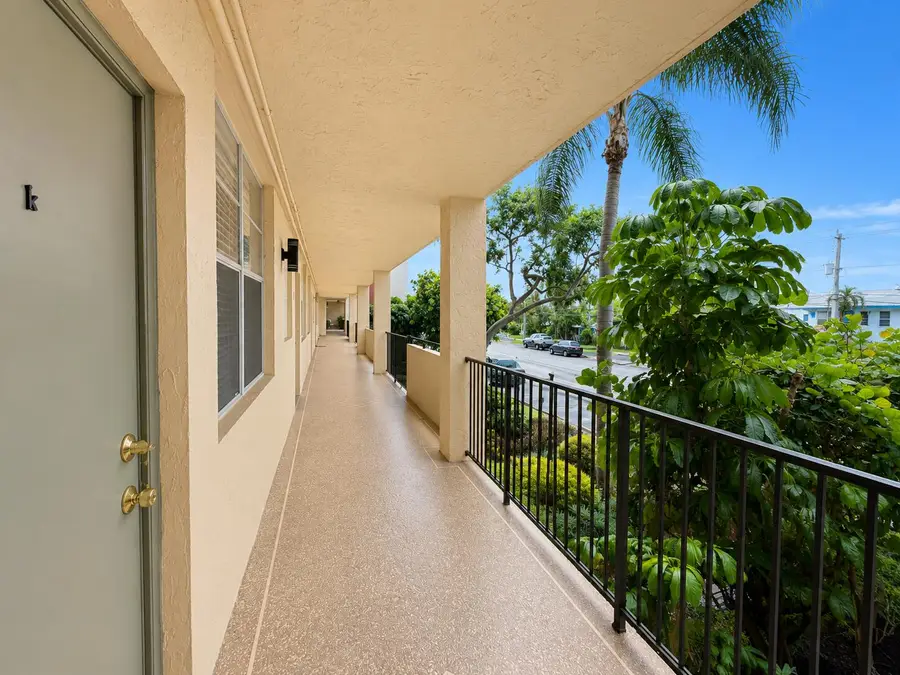 2400 NE 10th Street #205, Pompano Beach, FL 33062 - #2