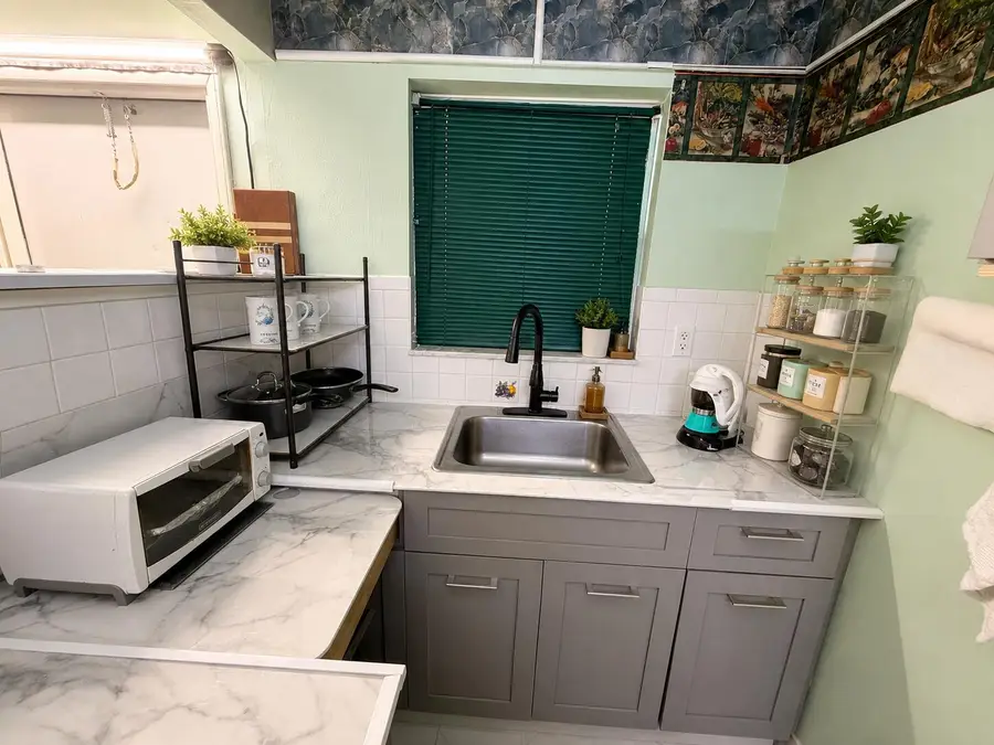 2400 NE 10th Street #205, Pompano Beach, FL 33062 - #3